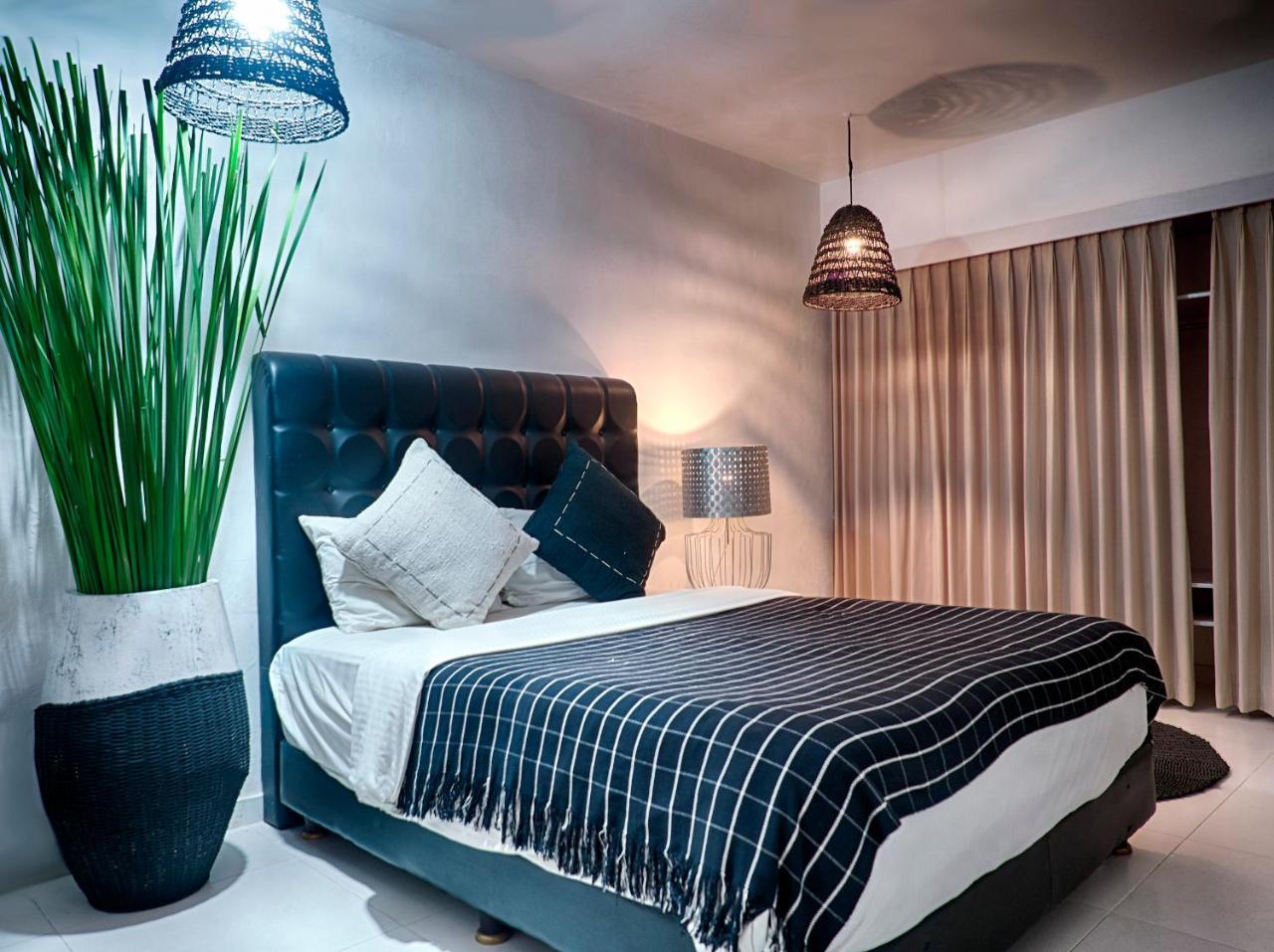 La Favela Club Villa In Seminyak Экстерьер фото