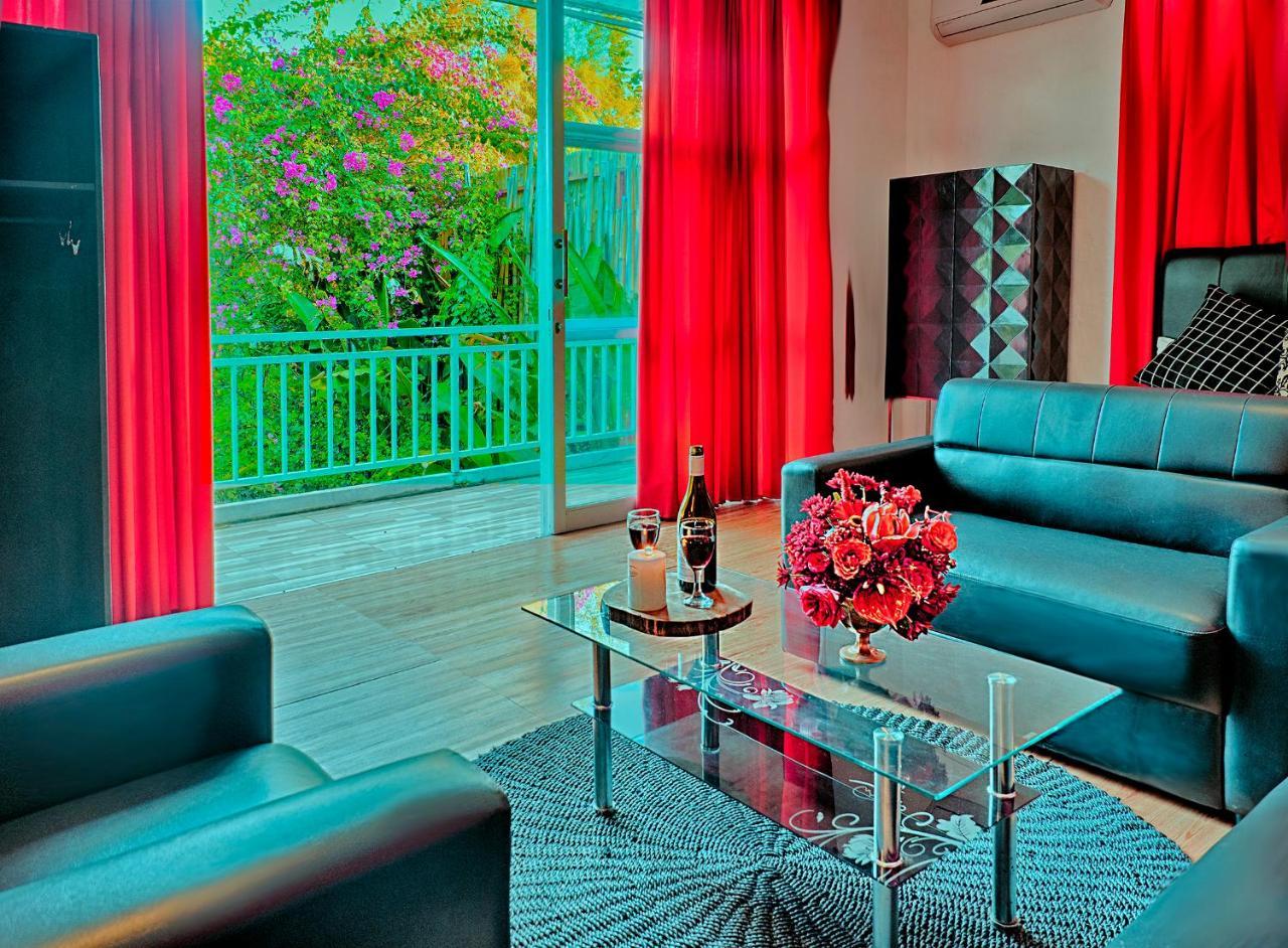 La Favela Club Villa In Seminyak Экстерьер фото